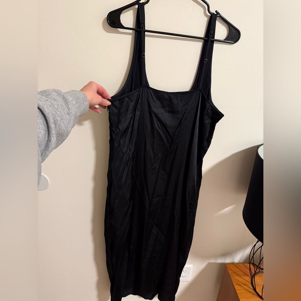 Abercrombie & Fitch Black Midi Dress - Picture 4 of 4